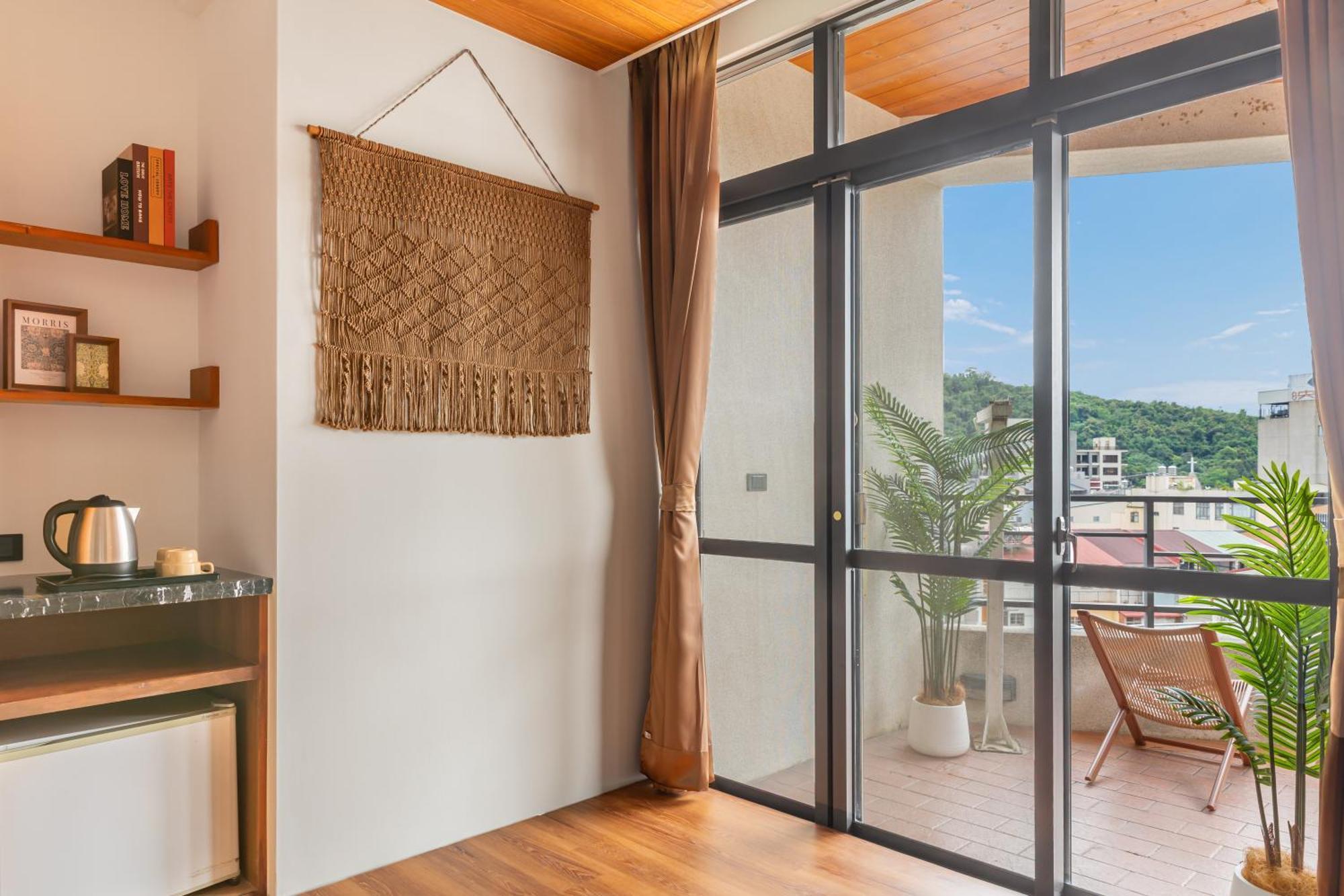 Sun Moon Lake Itathao Vacation Inn With Elevator Yuchi Εξωτερικό φωτογραφία
