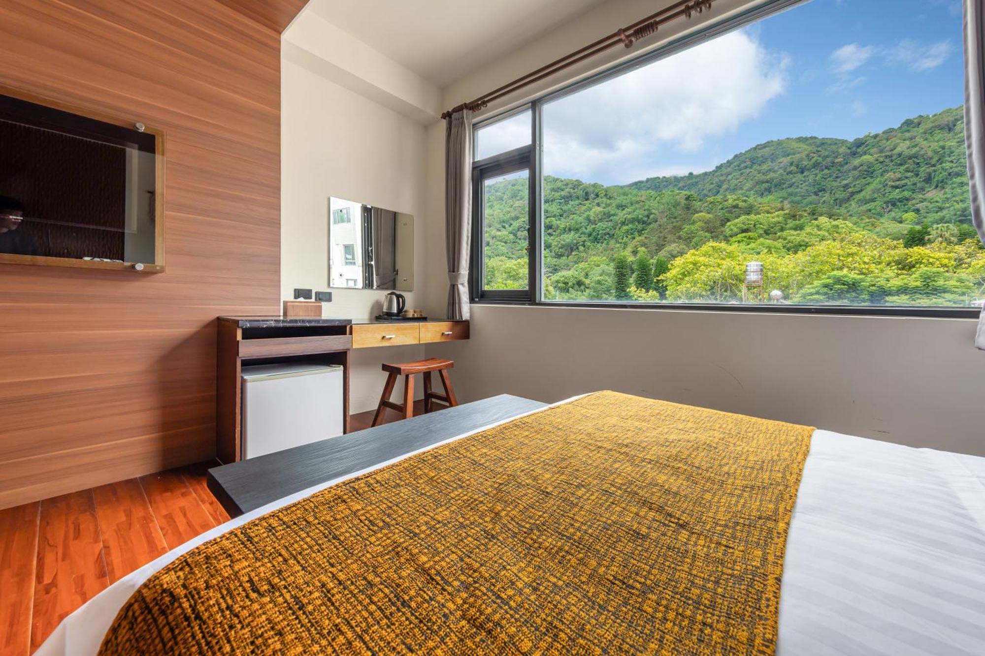 Sun Moon Lake Itathao Vacation Inn With Elevator Yuchi Εξωτερικό φωτογραφία