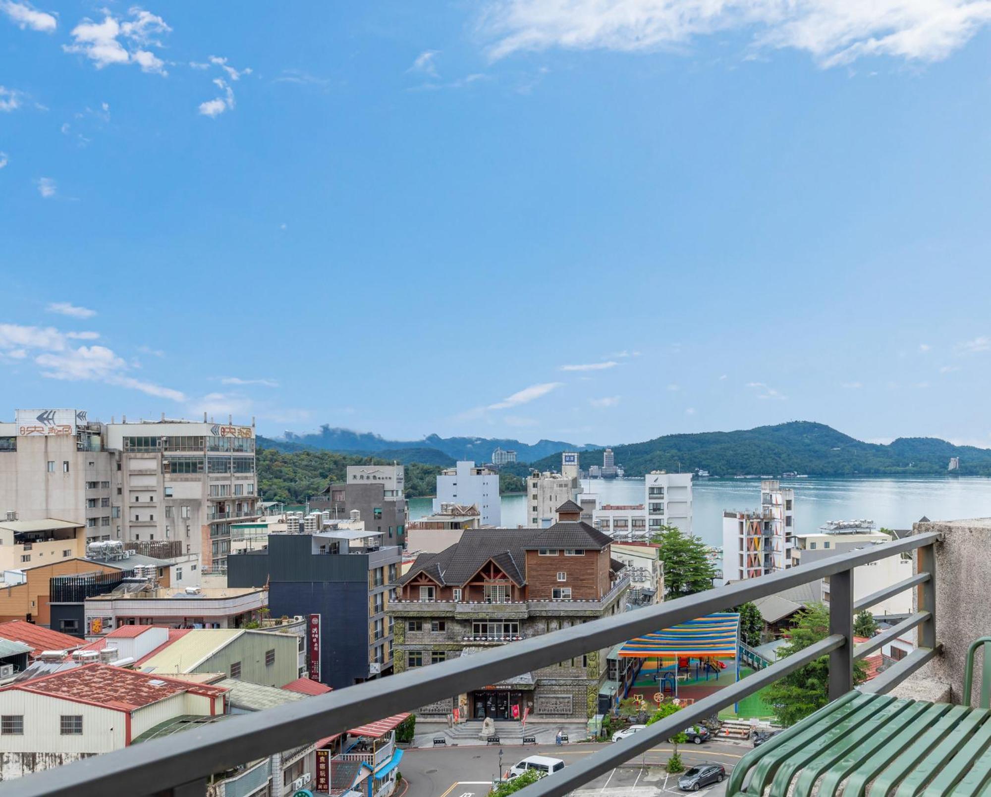 Sun Moon Lake Itathao Vacation Inn With Elevator Yuchi Εξωτερικό φωτογραφία