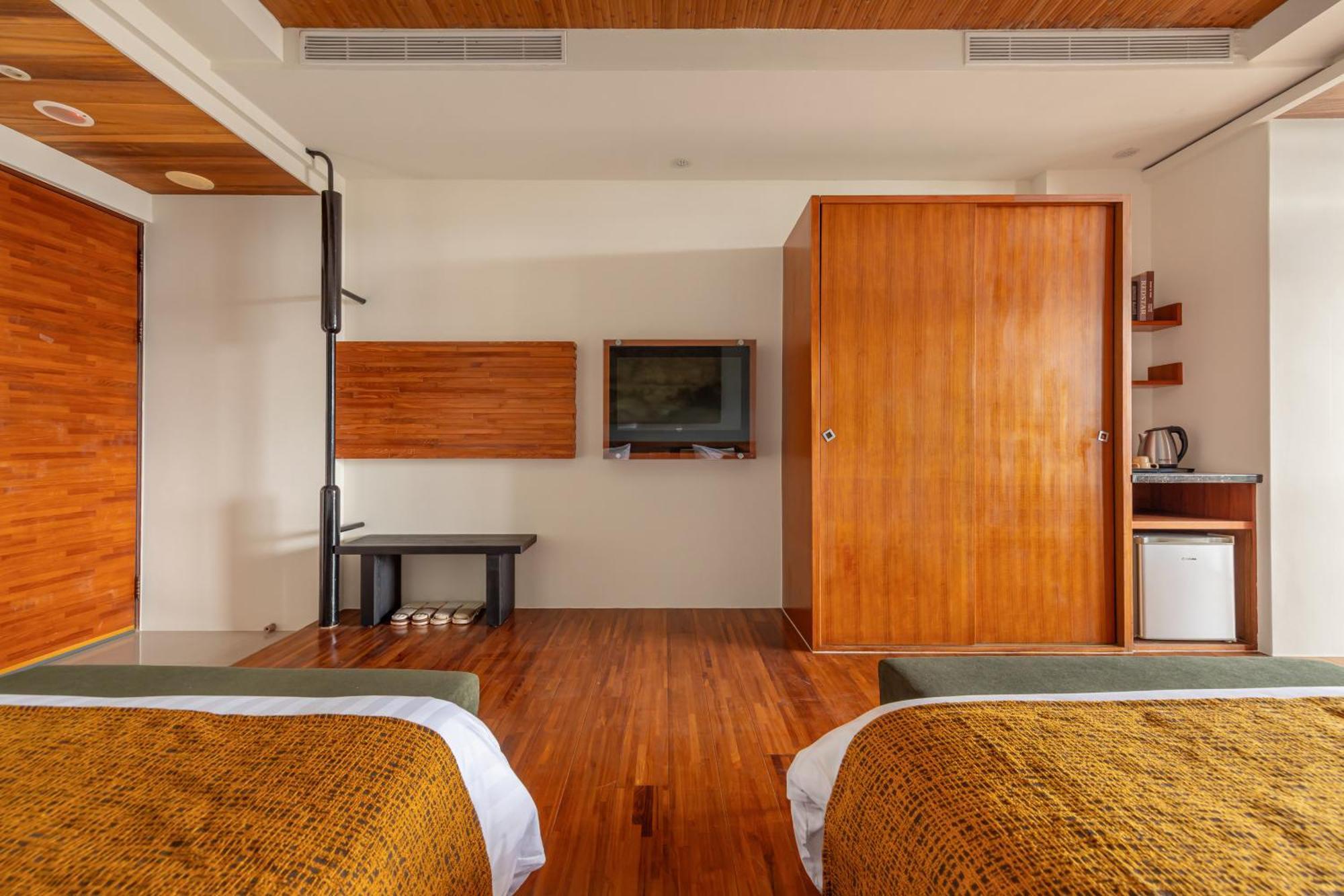 Sun Moon Lake Itathao Vacation Inn With Elevator Yuchi Εξωτερικό φωτογραφία